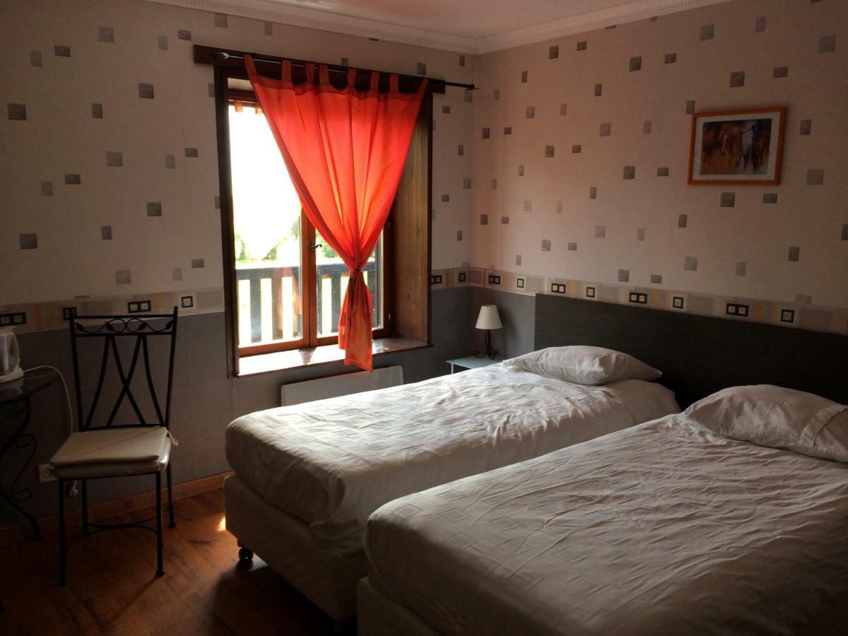 Bed and Breakfast El Rancho Criollo Maubert-Fontaine Exterior foto