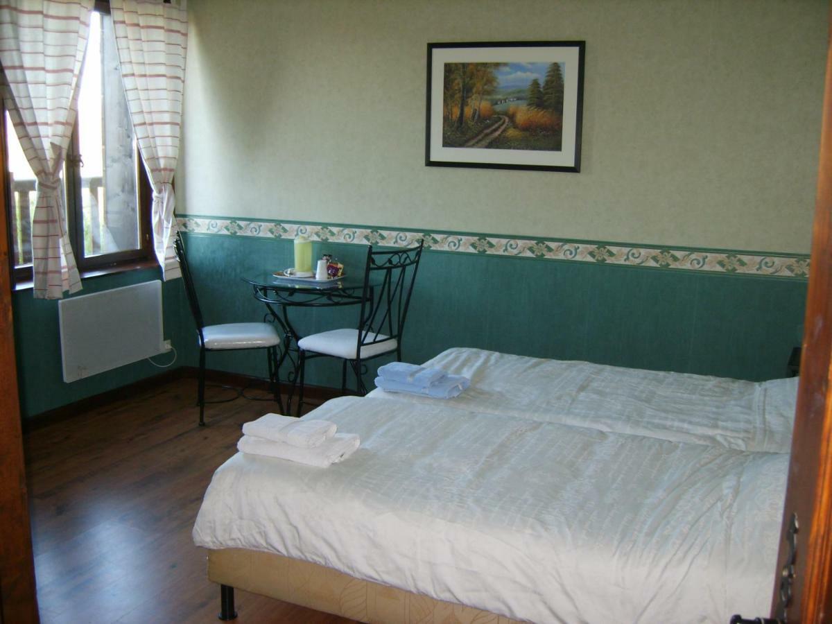 Bed and Breakfast El Rancho Criollo Maubert-Fontaine Exterior foto